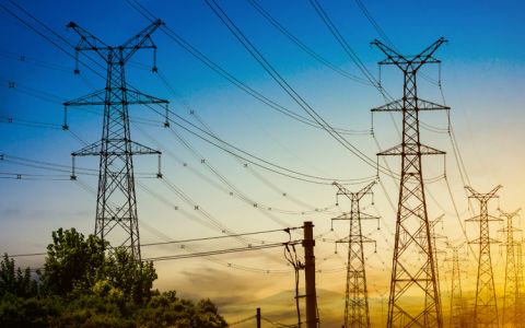 Η Υπουργός Ενέργειας χαιρετίζει την ψήφιση από την Ολομέλεια των νομοσχεδίων για λειτουργία της αγοράς ηλεκτρισμού