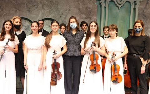 Λευκαρίτικες ζώνες στολίζουν πλέον τις στολές των νεαρών μουσικών της Συμφωνικής Ορχήστρας Κύπρου
